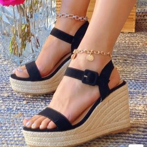 Black Wedge sandals